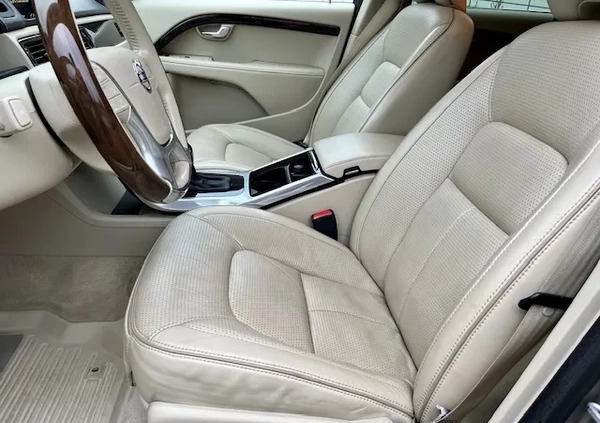 Volvo XC 70 cena 84000 przebieg: 228000, rok produkcji 2015 z Gdańsk małe 436